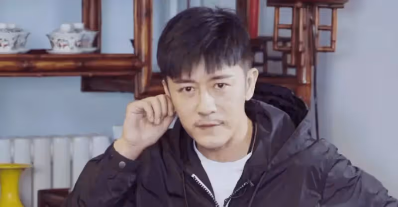 《我喜歡你》林雨申戲裡戲外反差大，被趙露思懟還不會反擊？_路晉_壓力_劇中