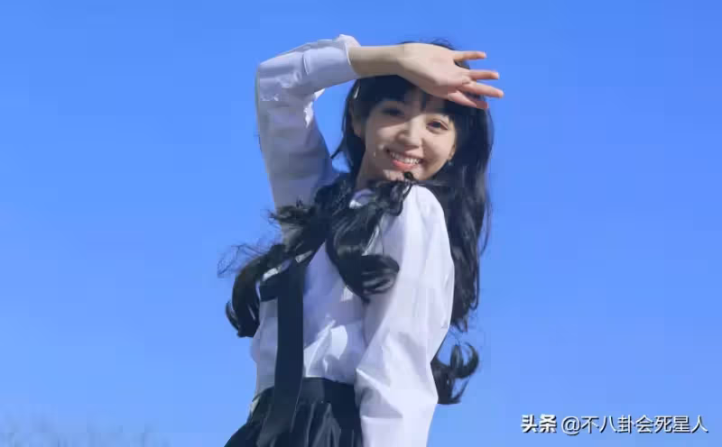 人前甜妹，人後作妖？這6位外表甜美的女星，個個都很有「心機」