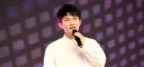 周深2022年有多忙？目前也有六檔綜藝常駐，每檔網友都非常期待