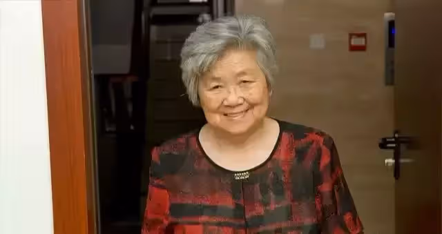 婆婆一輩子沒換來公公一個笑臉,她去世後100天公公就迎娶新人