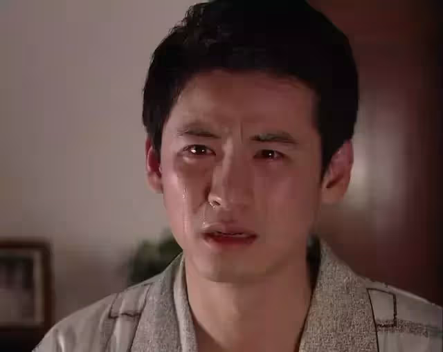 「我媽離婚後,我最恨我奶奶」,老人80大壽那天,被親孫子懟哭了