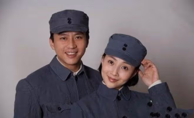 殷桃:與大佬糾纏不清,和鄧超4次合作惹緋聞,情史坎坷至今未嫁