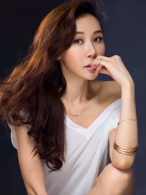 53歲蕭薔公開戀情!不會結婚生娃隨緣,曾澄清緋聞百分之99.9假的