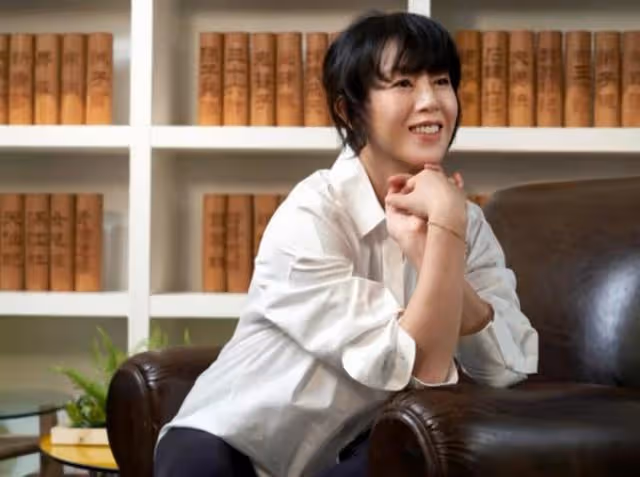 直言沒刻意追女!香港知名女星第二胎再懷兒子,透露預產期在四月