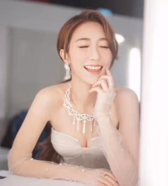 秘密入院割良性瘤!TVB力捧小花今已順利出院,抱歉未告知身邊人