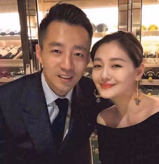 45歲不剝蝦的女強人,52歲不挑魚刺的媽寶男,大S和具俊曄真絕配