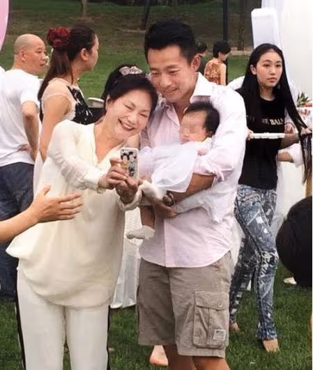 丈母娘黃春梅:冷落小S丈夫,對具俊曄不滿,為何獨寵汪小菲?