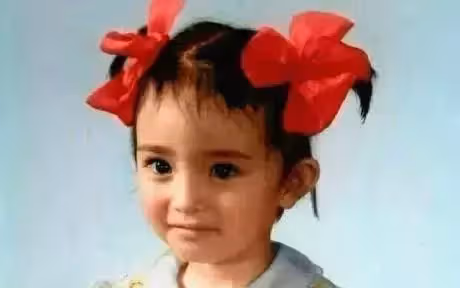 3歲的楊冪,4歲的熱巴,5歲的baby,6歲的趙麗穎,網友:7歲她「變化最大」