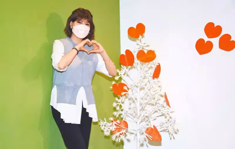 婆婆成功抗病當榜樣!朱芯儀被鼓舞「遇到了就解決」不躲起來療傷 「頭髮掉光光」兒子安慰:是世上最美的媽媽