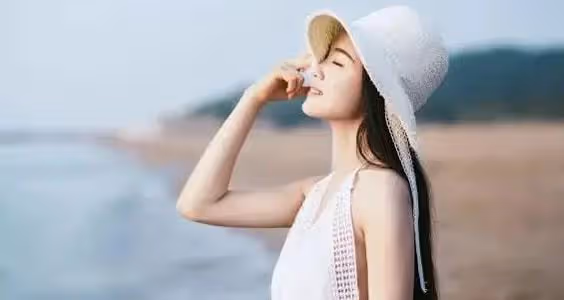 網上認識的男人我不斷投喂紅包和禮物，受挫後，我想起了我的初戀
