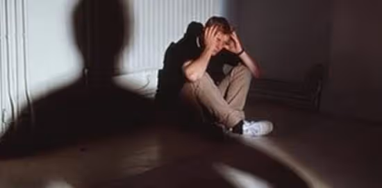 媽媽親手逼死了我的父親，家暴對象不僅僅是女性受傷，男人也會