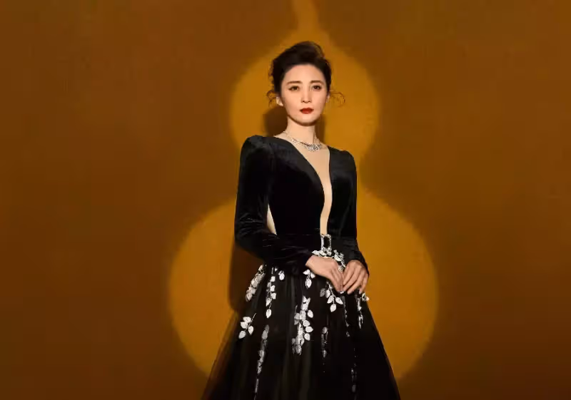 吳磊新作《草木人間》開機,和女神蔣勤勤演母子,粉絲:期待了