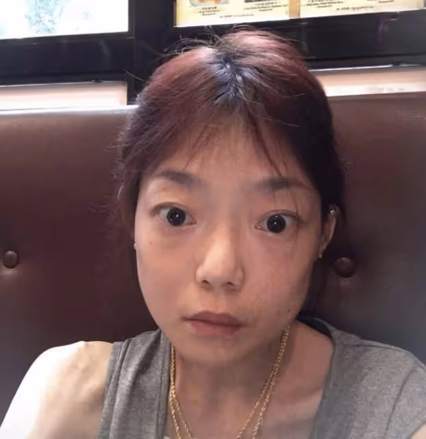 37歲前TVB花旦為3歲女兒慶生,豪宅內景太樸素,富二代老公未現身