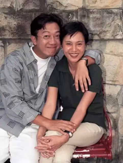 姊弟戀始祖現在怎麼了?影后當紅「閃婚小10歲男星」眾人阻止 婚後35年曝「嫁給他是這輩子最正確的事!」