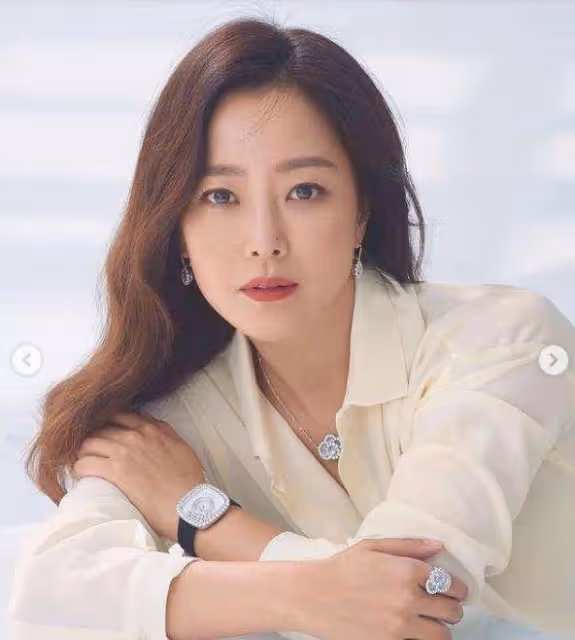 金喜善因女兒丑被質疑整容,稱女兒從小沒長開,11年後慘被打臉