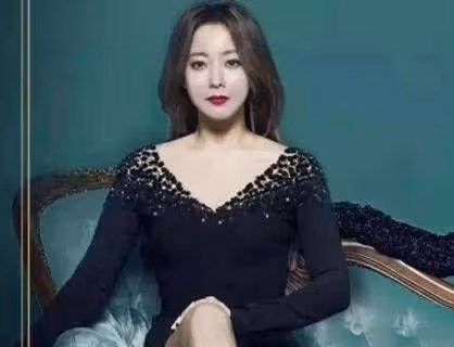 金喜善因女兒丑被質疑整容,稱女兒從小沒長開,11年後慘被打臉