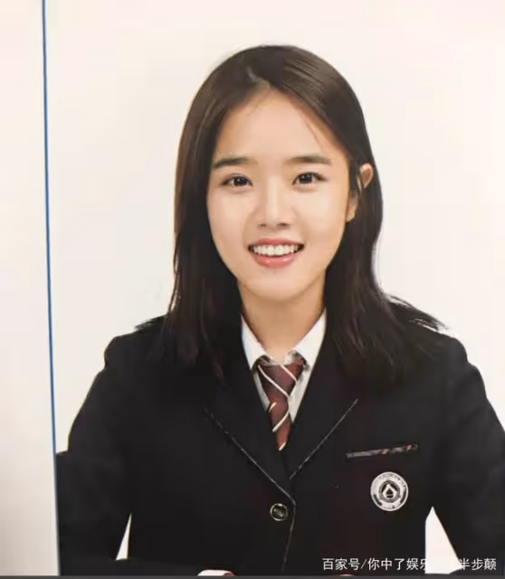 兔子中的天使！韓女星金香起戴兔子頭拍廣告，網友爆贊：太可愛了