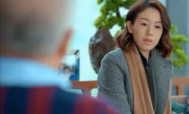 有顧慮！39歲前TVB金牌監製愛女產後復出拍親熱戲，在意兒子看法