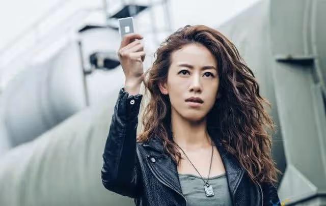 有顧慮！39歲前TVB金牌監製愛女產後復出拍親熱戲，在意兒子看法