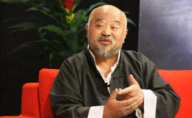 67歲李琦清晨在包子鋪操勞!老來瘦手浮腫,糖尿病纏身仍酒肉不斷