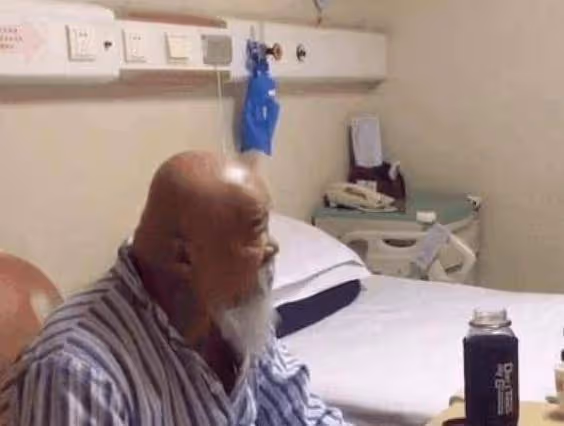 67歲李琦清晨在包子鋪操勞!老來瘦手浮腫,糖尿病纏身仍酒肉不斷