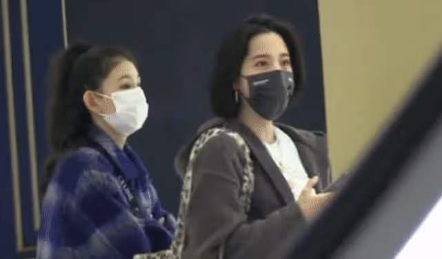 歐陽娜娜日常:買包逛街交名媛,愜意生活堪稱現實版小說千金!