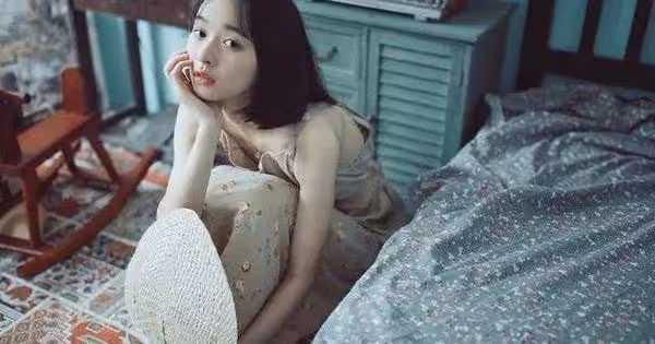為了離婚老公使出殺手鐧,他開始帶不同的女人回家,當面羞辱我