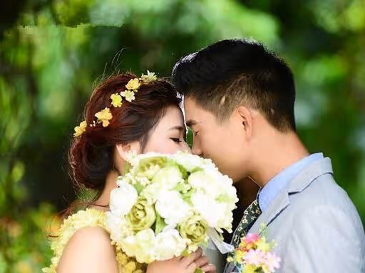 小舅結婚俺送兩萬紅包,老婆卻只肯送一萬,他來敬酒俺婚姻結束了