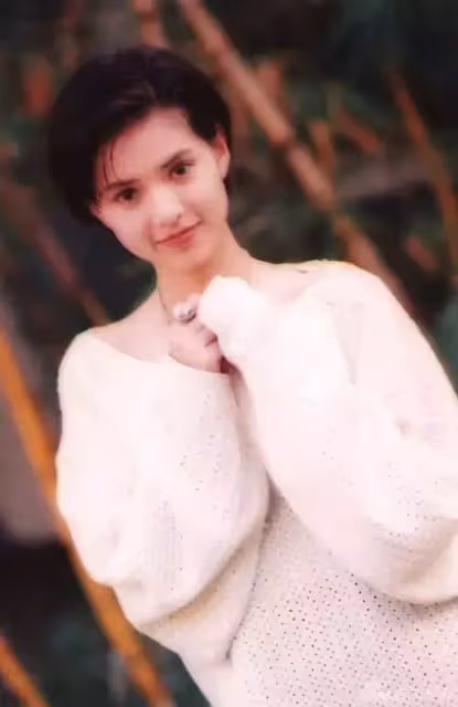 被有婦之夫騙4年!又卑微愛富商10年「替他還債」卻遭分手 今55歲不婚不孕:戀愛中別迷失自我