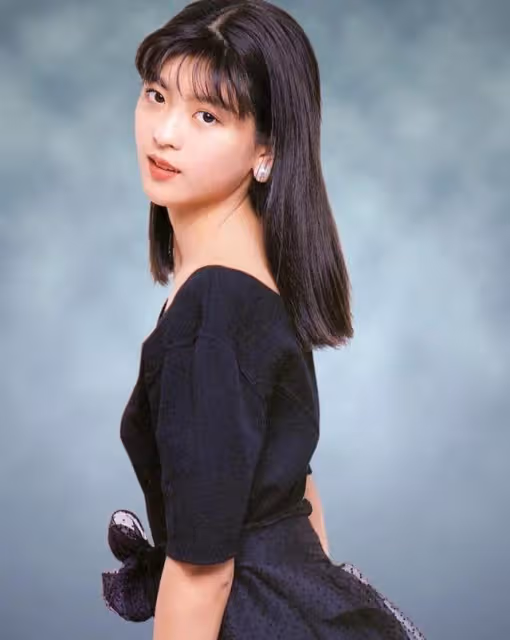 姐姐是中山美惠，21歲迷上「功夫皇帝」，49歲仍任性單身的中山忍