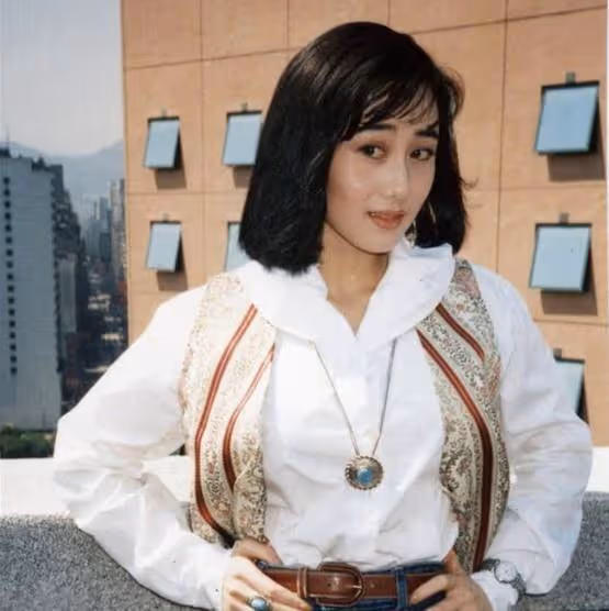 姐姐是中山美惠,21歲迷上「功夫皇帝」,49歲仍任性單身的中山忍