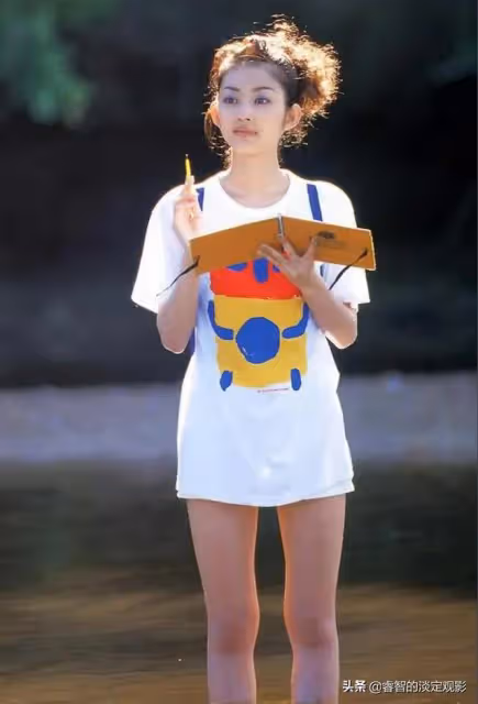 女優小澤真珠：有李嘉欣的神韻，好似張柏芝，與劉亦菲有幾分相似