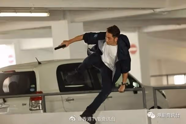 吳卓羲自覺衰人引咎辭職!網民︰他已經衝動二十幾年了