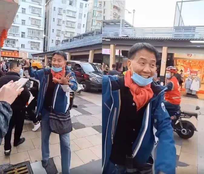 影帝萬梓良酒吧走穴被拍!險些摔倒被人攙扶,唱歌表情賣力太敬業