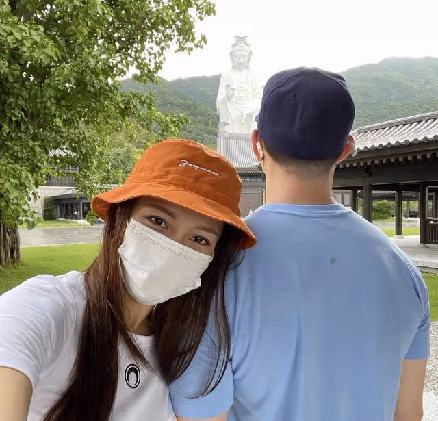 恭喜！31歲香港著名女星被曝好事將近，已帶混血外國男友見家長