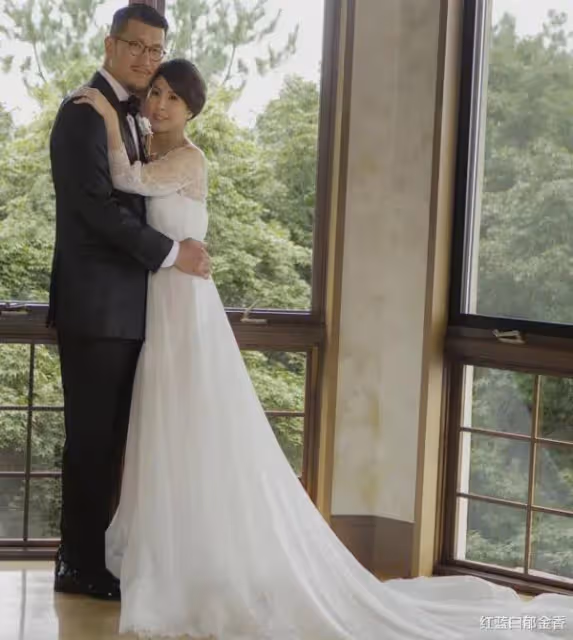 嫁給韓國人的女明星:湯唯和導演喜結良緣,大S網戀閃婚具俊曄