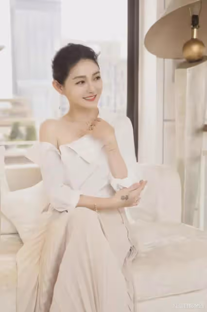 嫁給韓國人的女明星:湯唯和導演喜結良緣,大S網戀閃婚具俊曄