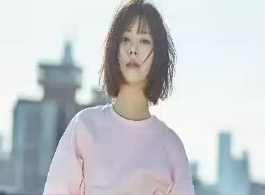 譚松韻事業有如此成就,離不開母親的支持,如今剩下的只有思念