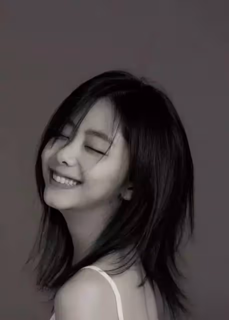 譚松韻事業有如此成就,離不開母親的支持,如今剩下的只有思念