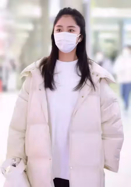 嬌小可愛的譚松韻不愧是「小個子穿搭榜樣」