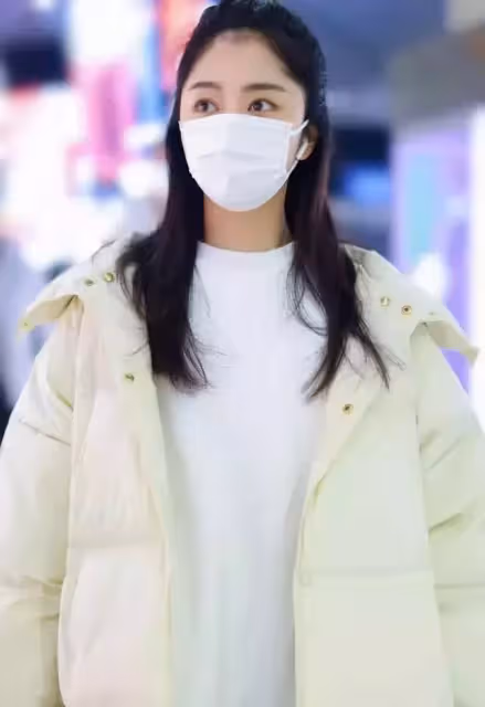 嬌小可愛的譚松韻不愧是「小個子穿搭榜樣」