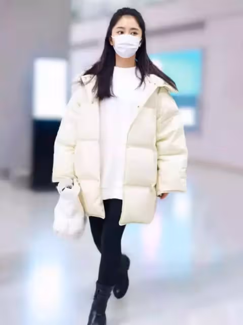 嬌小可愛的譚松韻不愧是「小個子穿搭榜樣」
