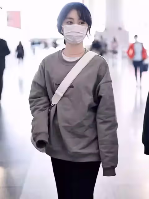 嬌小可愛的譚松韻不愧是「小個子穿搭榜樣」