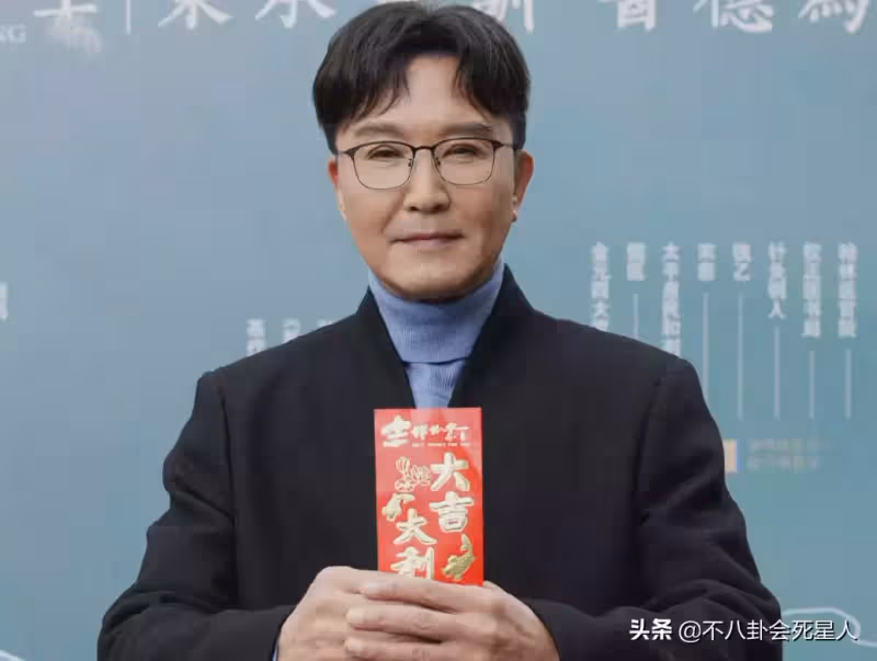 明星熱衷割眼袋，有人立馬年輕20歲，有人卻僵到笑不出來