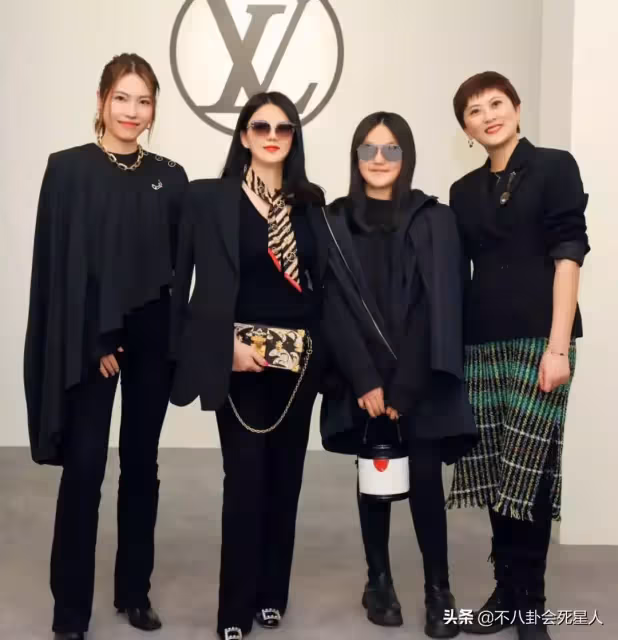 《爸哪》近20位萌娃現狀，康康石頭身高一米八，安吉胖到認不出