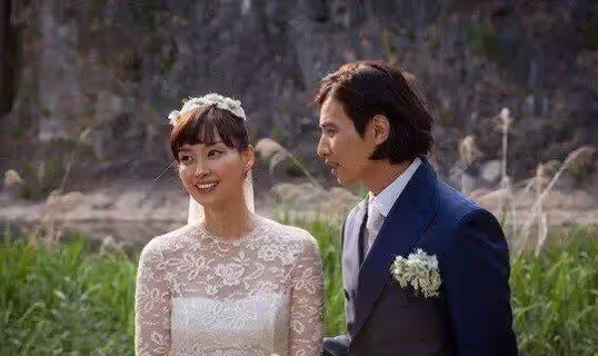 因《藍色生死戀》大紅「41歲仍擁有23歲的臉」「為家庭8年不接戲」近況曝光網友直呼:真男神