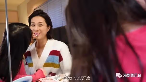 大女幫鍾嘉欣化妝變Elsa!陳瀅貼兩年前巴黎舊照派福利