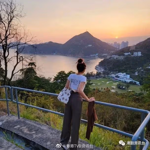 陳豪孖陳茵媺甜蜜出巡！王浩信高海寧重現《衝上雲霄》經典