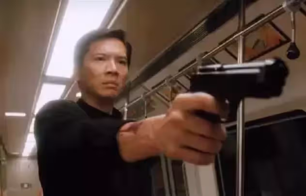 陳嵐幫向華強賺百億,還給他養前妻,丁佩:我們是一家人