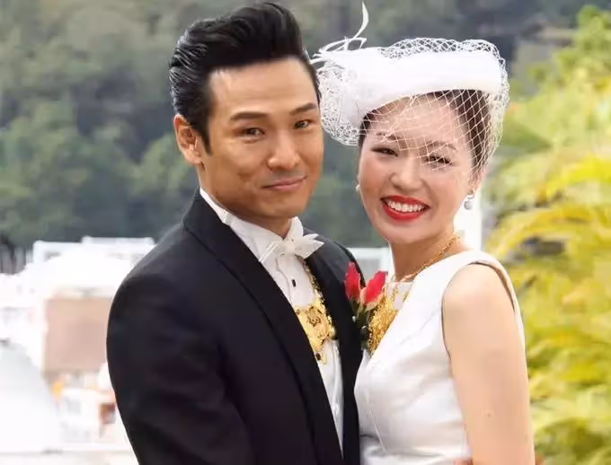 杜德偉兒子長大了！5歲AJ「臉蛋胖嘟嘟」呆萌又可愛像媽媽，眉眼間卻和爸爸一模一樣